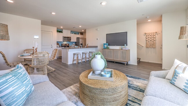 6074 Hibiscus Garden St unit 36208354, North Las Vegas, NV 89081 - photo 2