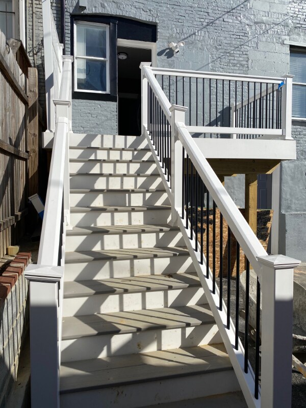 100 N Hilton St, Baltimore, MD 21229 - photo 1