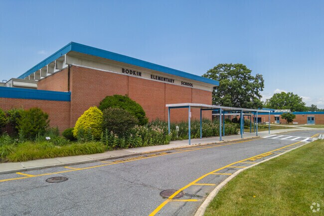 Welcome to Bodkin Elementary School in Lake Shore neighborhood.