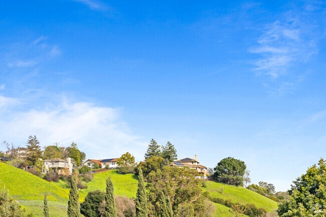 Scenic living Homes nestled in the rolling hills of Alhambra Hills.