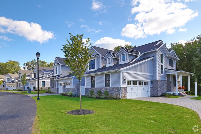 New communities are poping up everyday in Middleton.