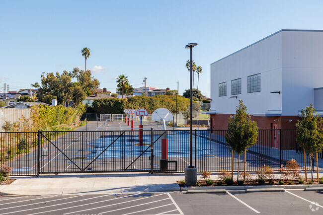 Play basketball at El Segundo Middle School in El Segundo, CA.