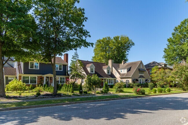 On Jefferson Street, Cape Cod, Tudor, and Craftsman homes sit side by side.