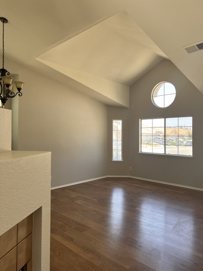 1188 Don Carlos Ct, San Jacinto, CA 92582 - photo 5