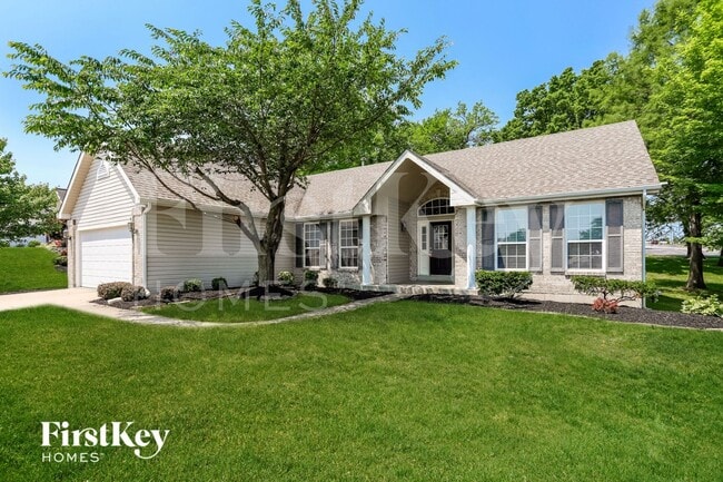 7482 Pierside Dr, O Fallon, MO 63368 - photo 2