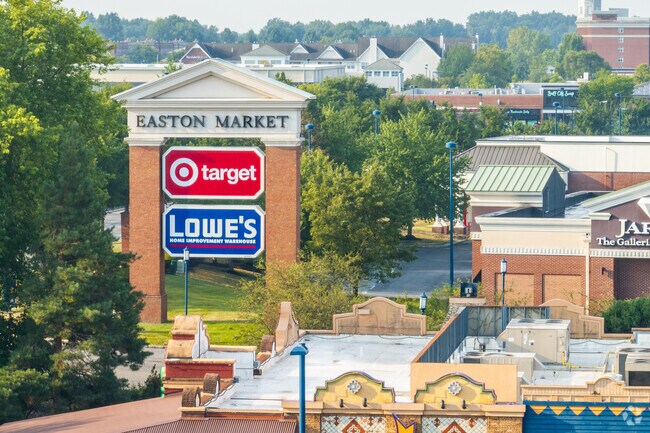 Easton Market is a short drive from Woodland Park.
