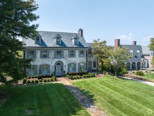 Colonial Revival style homes can be found all over Lynchburg, especially in Peakland.