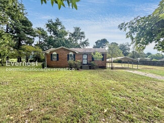 7562 Sledge Rd, Millington, TN 38053