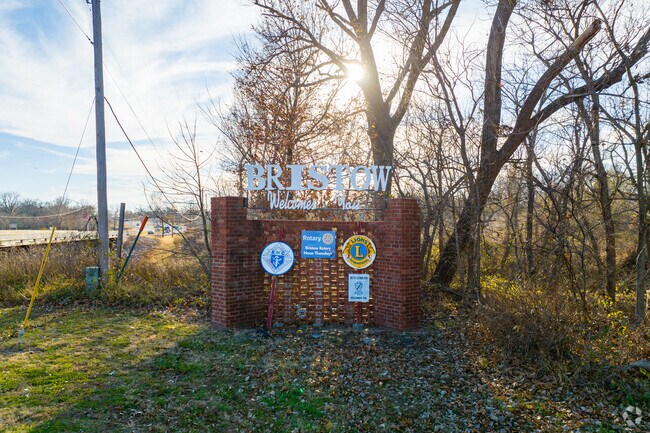 Bristow sign welcomes visitors to the city.