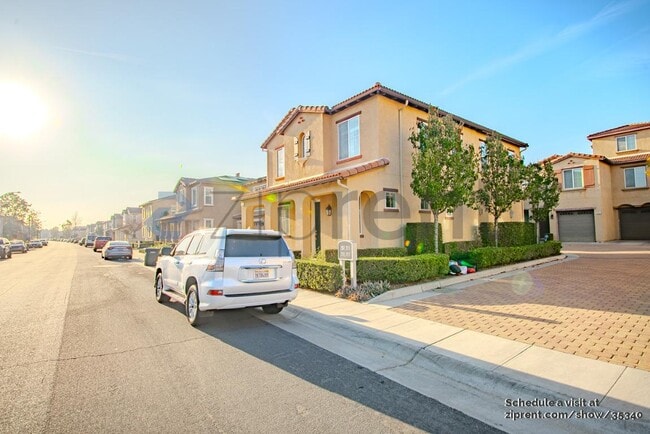 221 W Pebble Creek Ln, Orange, CA 92865 - photo 3