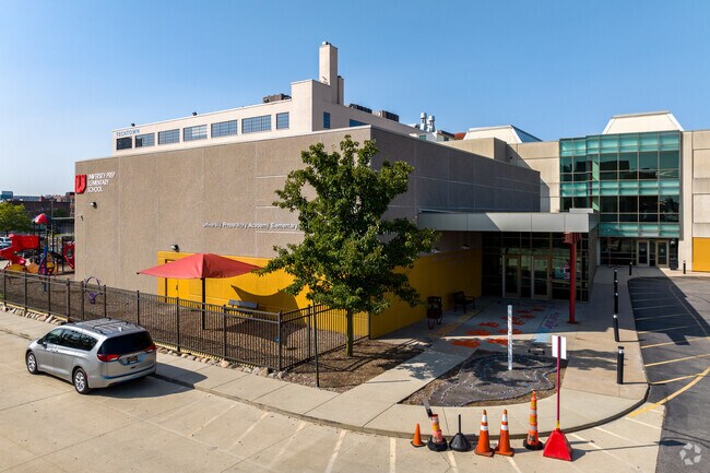 University Prep Elementary School boasts a 15:1 student to teacher ratio.