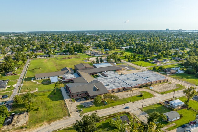 Courses in Reading, Writing, and Literature are available at Ray D. Molo Middle School.