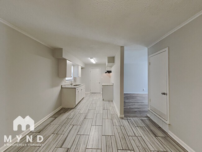 4202 Knight Arnold Rd, Memphis, TN 38118 - photo 5