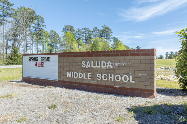 Saluda Middle School has a year-round academic calendar.