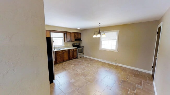 325 S Matthias St, Appleton, WI 54915 - photo 4