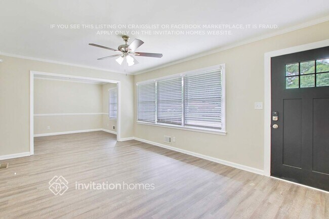 2246 Collins Dr, Atlanta, GA 30344 - photo 4