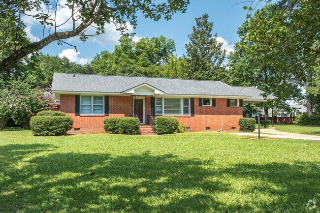 Ranch homes from the 1960s have been updated and restored in Burns-Downs.