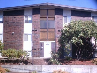4040 8th Ave NE, Seattle, WA 98105