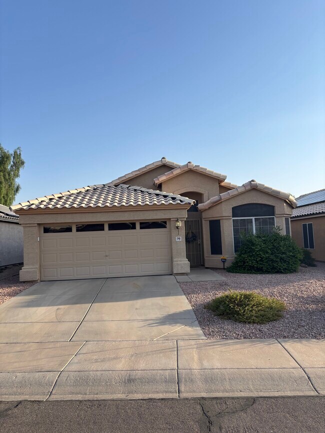 2248 E Ross Ave, Phoenix, AZ 85024