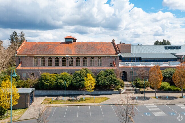 There is an ample amount of parking for students and faculty at West Seattle High School.