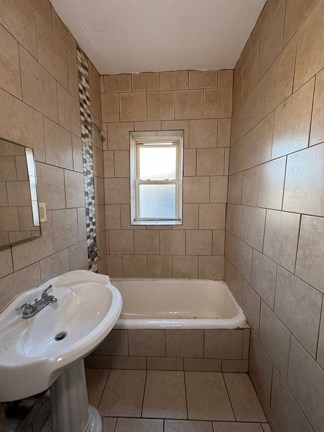 219 Roseville Ave Unit 201, Newark, NJ 07107