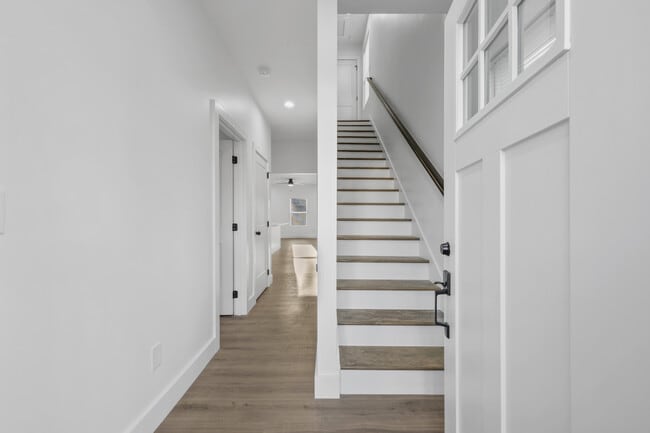 214 E Morelia Ave, Knoxville, TN 37917 - photo 5