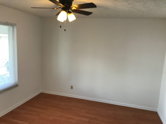 737 10th Ave unit 4, Huntington, WV 25701 - photo 7