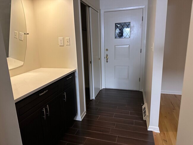 9574 Idlewood Dr, Cleveland, OH 44144 - photo 7