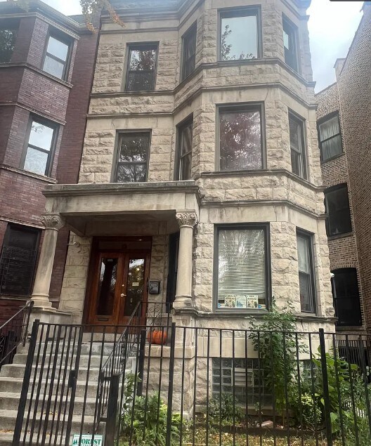 1929 N Humboldt Blvd, Chicago, IL 60647