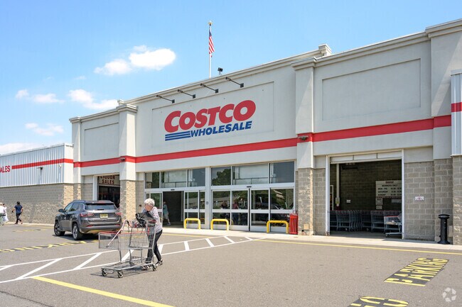 Delawanna residents have a CostCo right in their neighborhood.