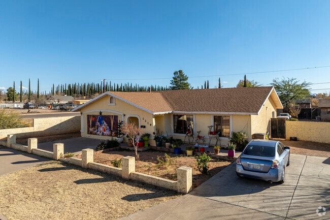 Single family homes would be a great move in for the large ranch style homes in Foothills.