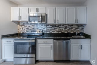 301 Milliken Blvd, Fall River, MA 02721