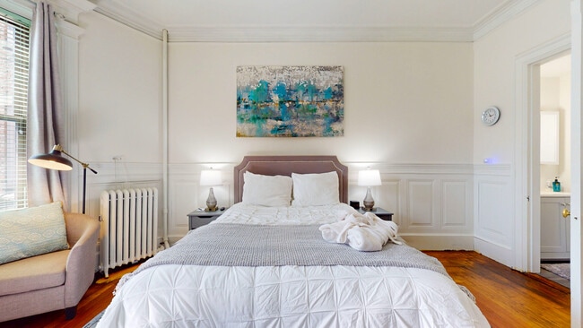 1029 Beacon St unit 3, Brookline, MA 02446 - photo 4