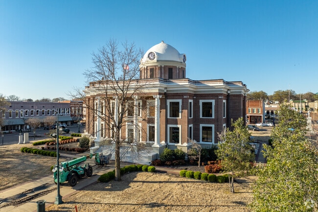 Dyersburg is the longtime seat of Dyer County, Tennessee.