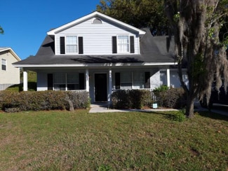 140 Penn Station, Savannah, GA 31410