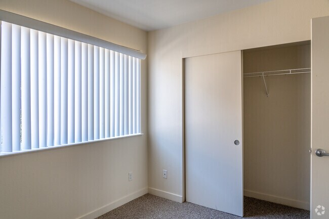 Fern Grove, Portland, OR 97233 - photo 7