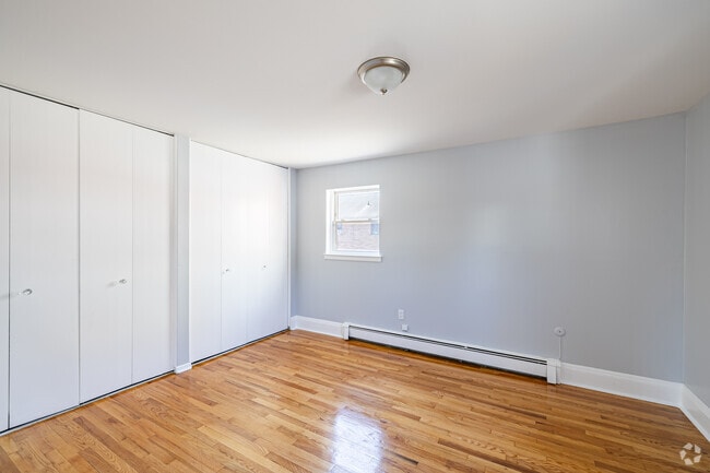 Station Square Apartments – Modern Living with Parking Included, East Rutherford, NJ 07073 - photo 4