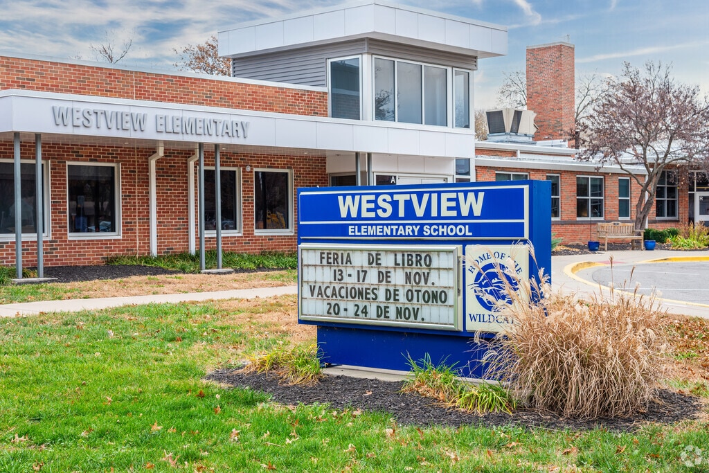 Westview Elementary School Rankings Reviews Homes com