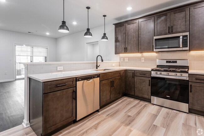 THE GRAND AT MORRIS, Elizabeth, NJ 07208 - photo 4