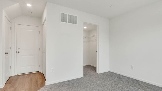 575 Yosemite Way, Mundelein, IL 60060 - photo 6