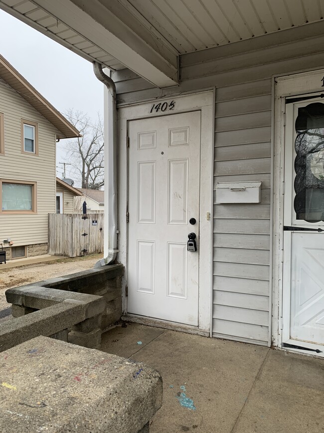 140 Neal Ave unit 1-2, Newark, OH 43055 - photo 2