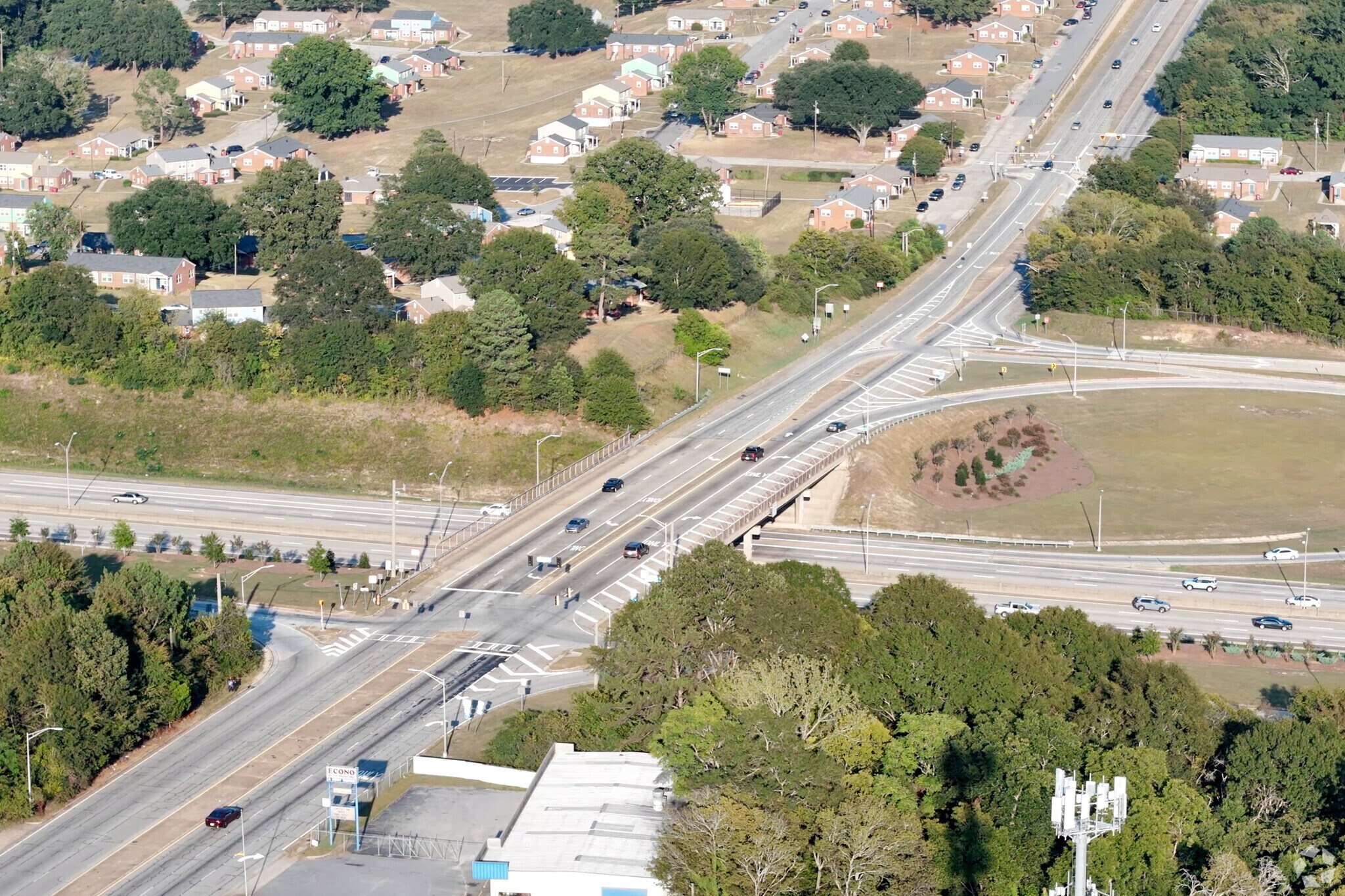 I-75 access from the Eisenhower Highway is convenient for the Napier Heights Historic District.