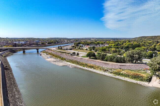 The Minnesota River offers many types of recreation to residents of Riverfront Park.