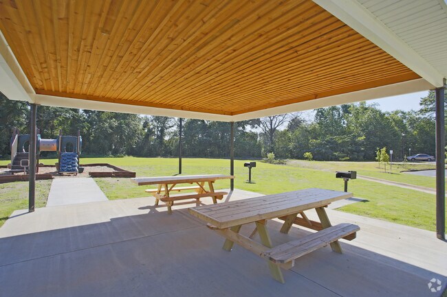 A.L. Miller Village, Macon, GA 31204 - photo 5