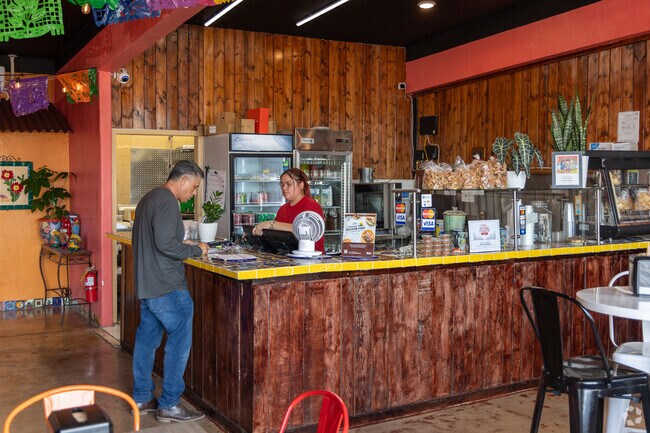 El Taco Rustico has been rated by Yelp as one of the best tacos in Tucson, near Pueblo Gardens.