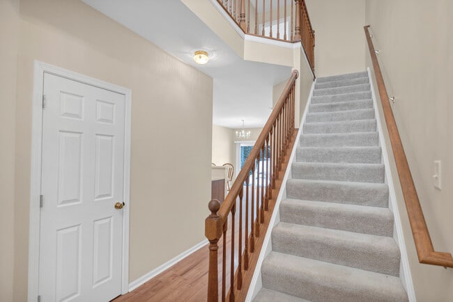 573 Telluride Dr, Gilberts, IL 60136 - photo 4