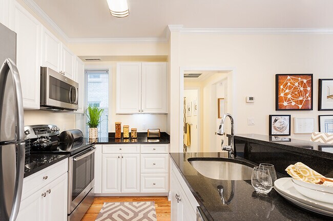21 Chauncy St unit 14, Cambridge, MA 02138 - photo 4