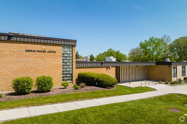 Medinah Primary School is a well rated public school for students in grades PK and K-2.