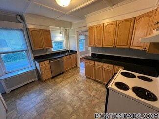 43 Orchard St Unit 1, Medford, MA 02155