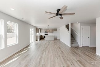 5303 Castleton Ave, Nampa, ID 83686